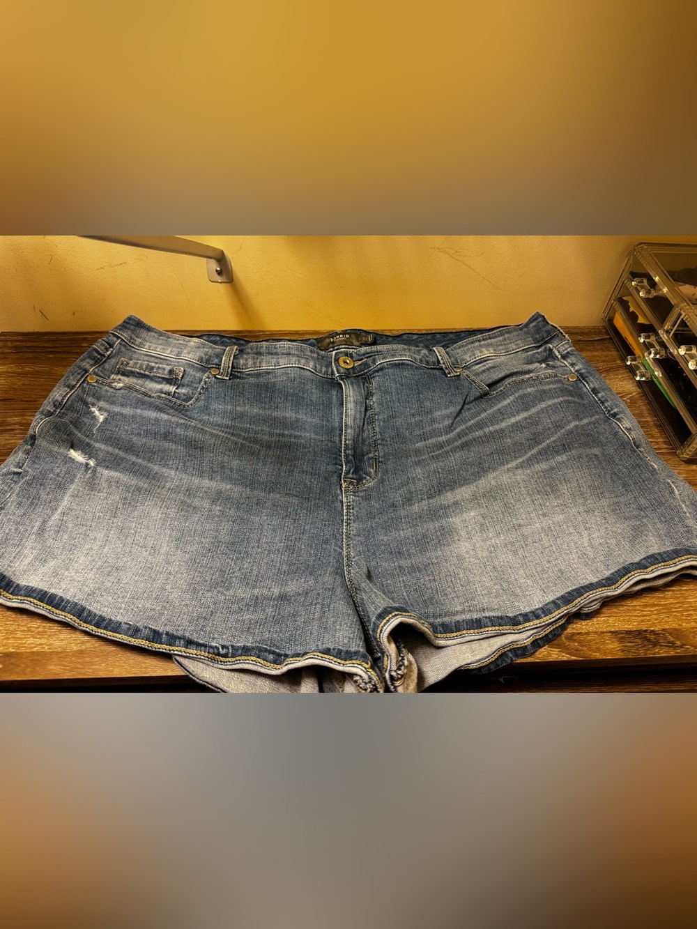 Torrid Classic Women's Blue Denim Shorts